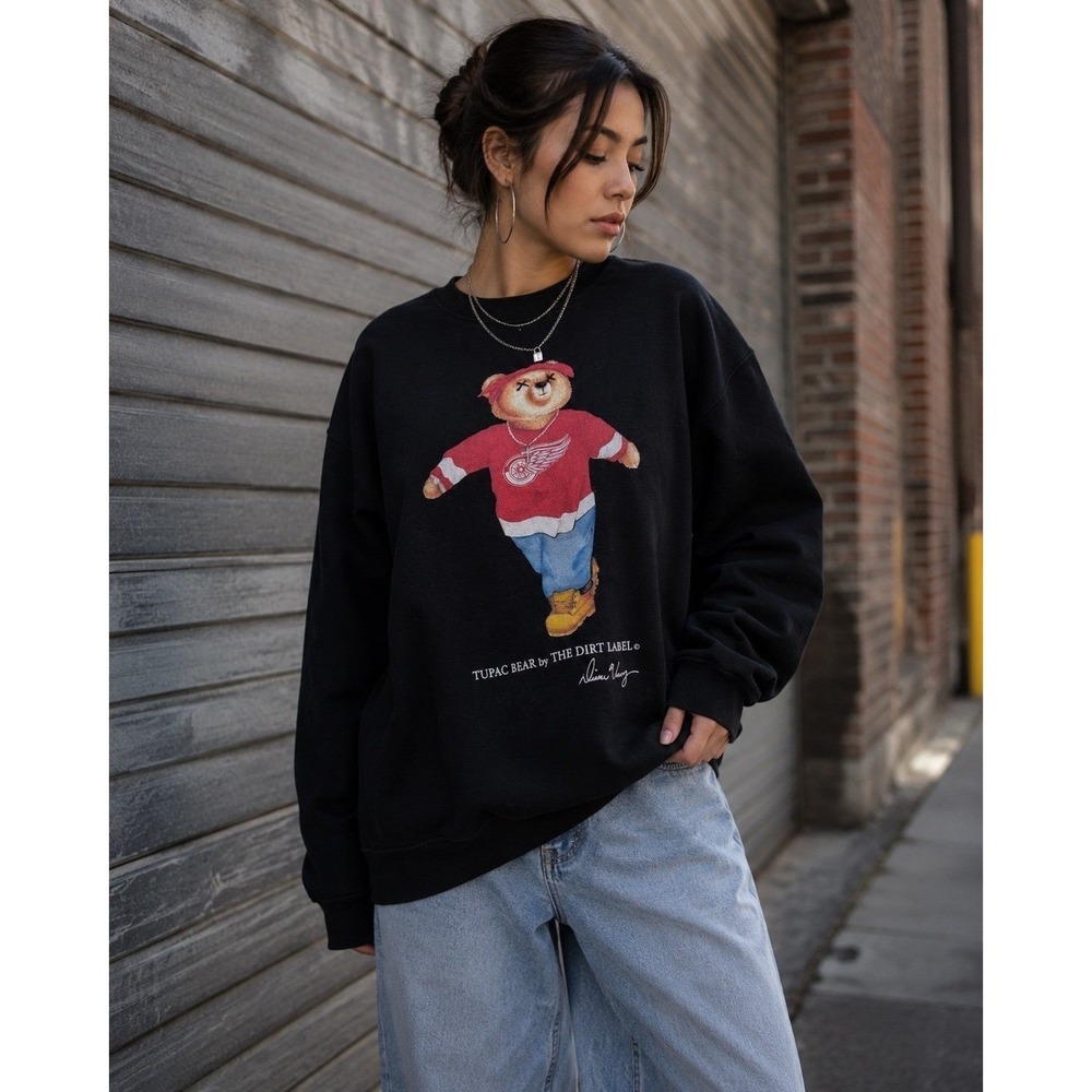 TDL Tupac Bear Crewneck Sweatshirt Black‎ Small Graphic Pullover